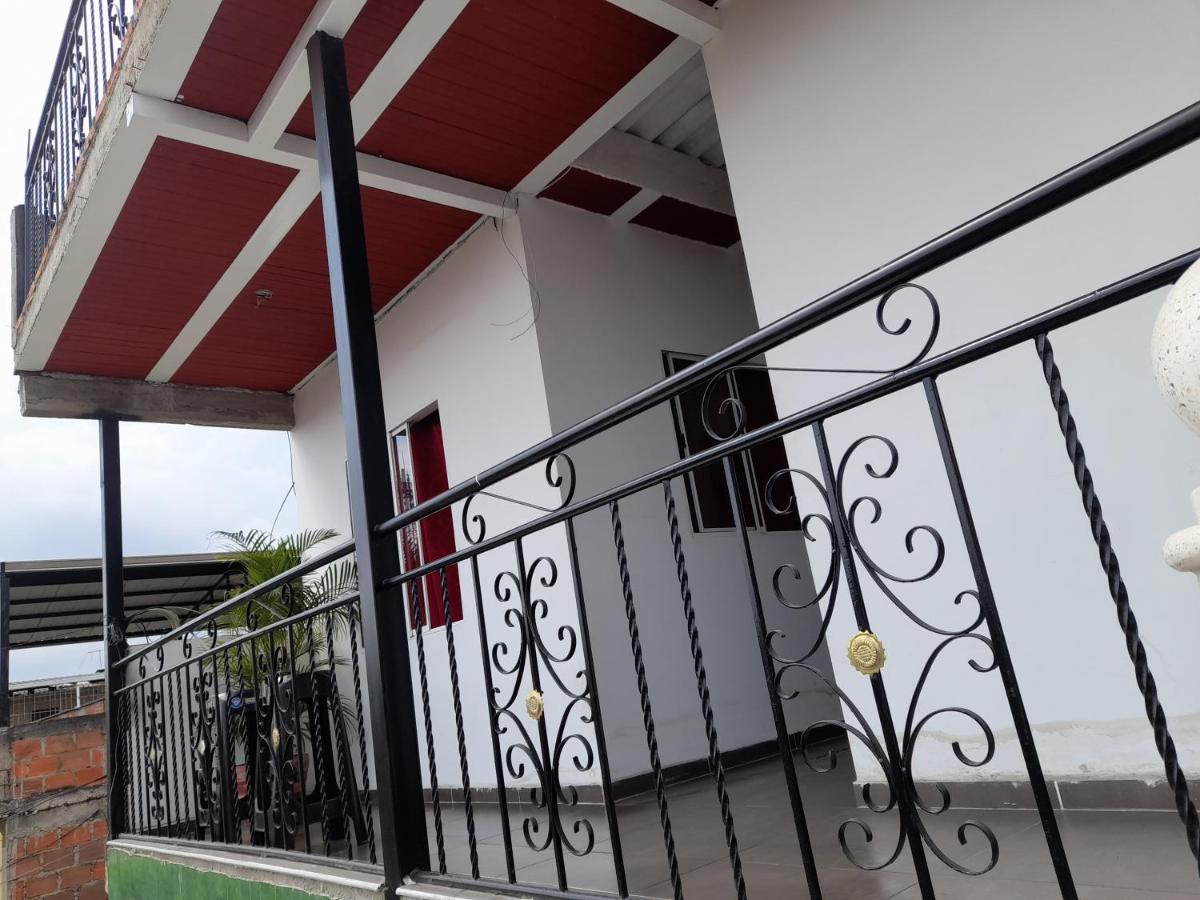 Apartaestudios El Jardin 2 Cali Exterior foto